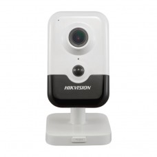 Hikvision DS-2CD2423G0-IW(2.8mm)(W) 2Мп компактная IP-камера с W-Fi